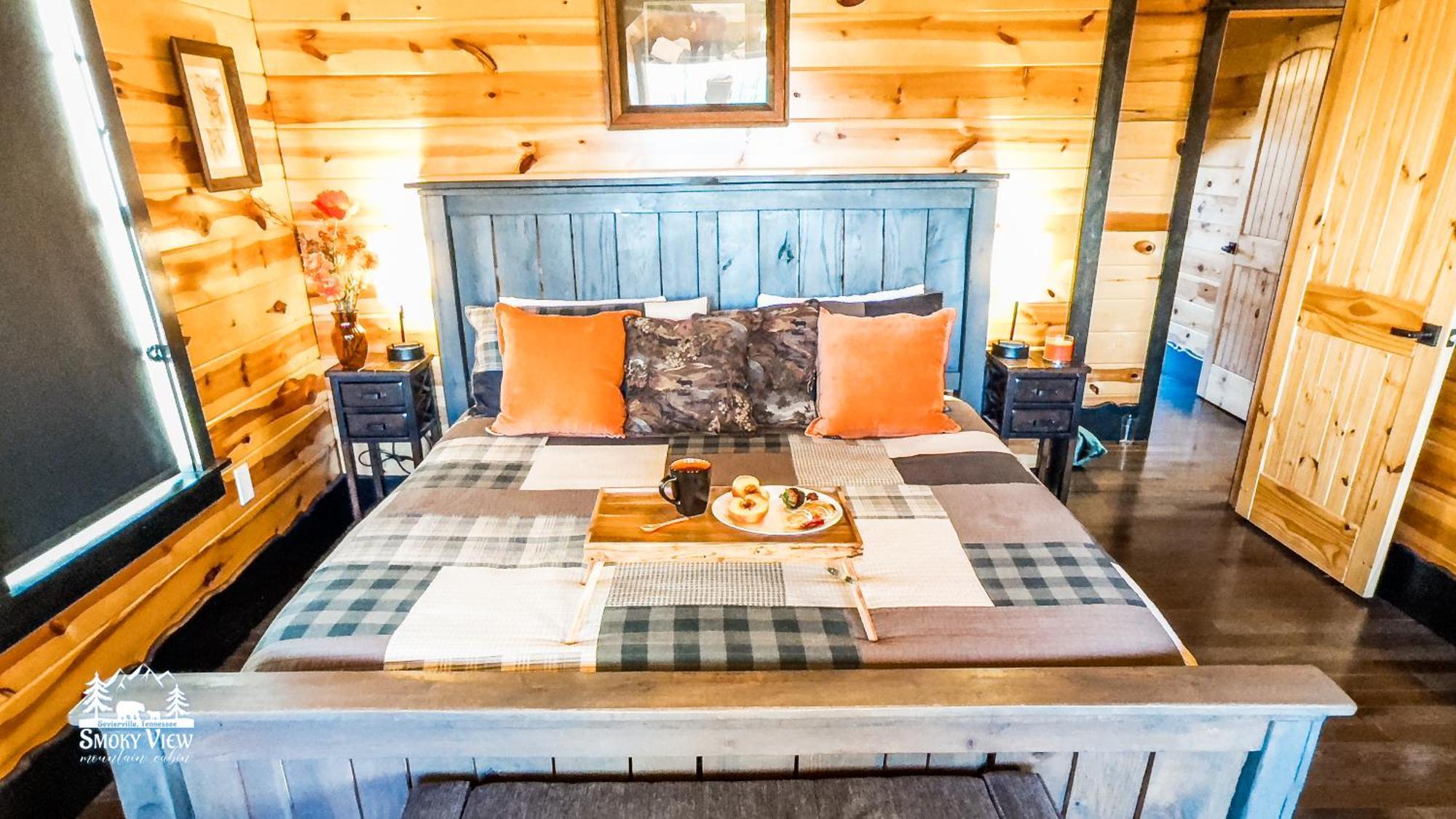 Luxurious 6 Bed 5 Bath Cabin With Privacy -4 Miles To Gatlinburg & Pidgeon Forge-Hot Tub-Fireplace-King Suits-Deck-Grill-Free Parking For 8 Vehicles-Firepit-Full Kitchen-"Smoky View Cabin" Total Relaxation Севьервилл Экстерьер фото