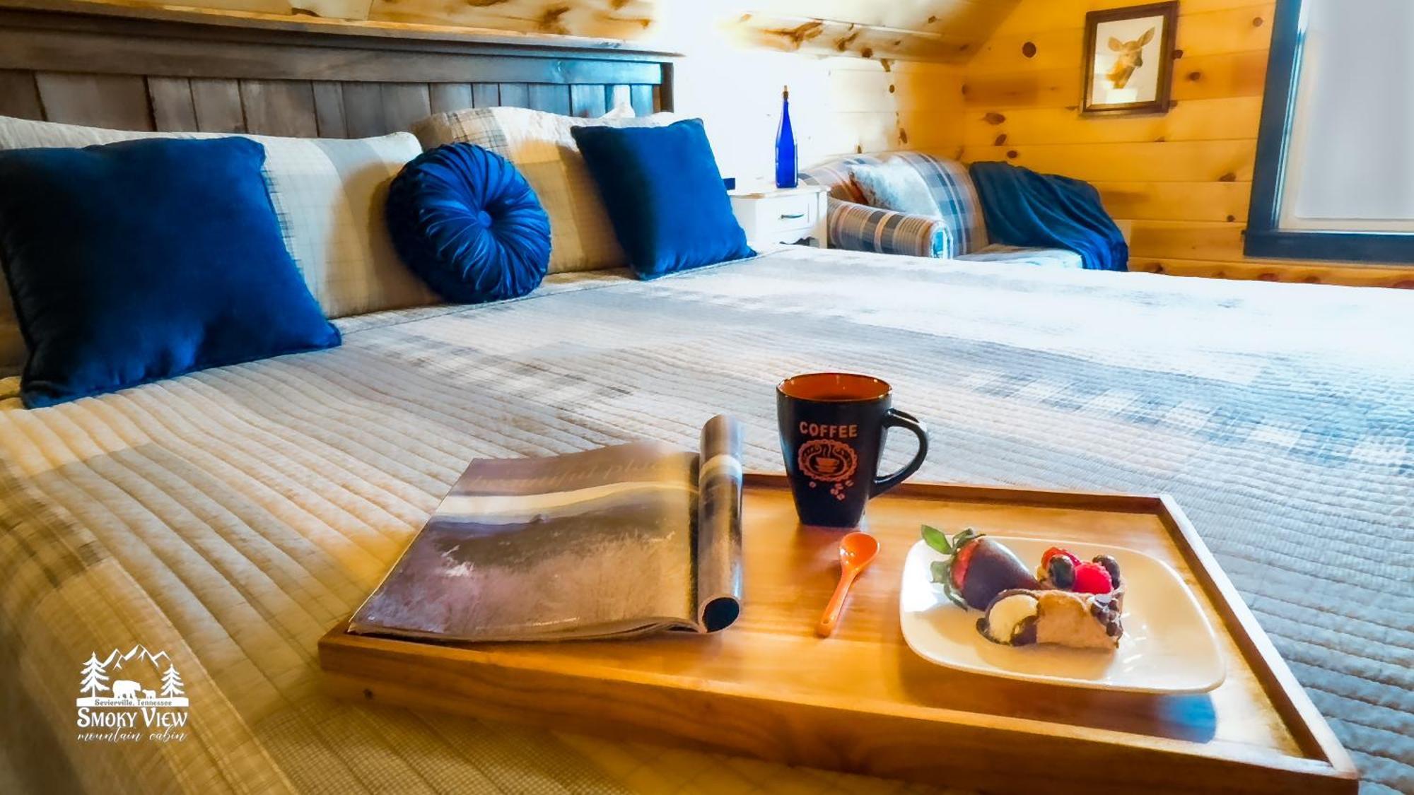 Luxurious 6 Bed 5 Bath Cabin With Privacy -4 Miles To Gatlinburg & Pidgeon Forge-Hot Tub-Fireplace-King Suits-Deck-Grill-Free Parking For 8 Vehicles-Firepit-Full Kitchen-"Smoky View Cabin" Total Relaxation Севьервилл Экстерьер фото